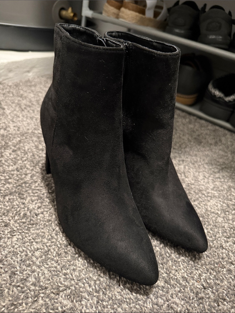 Dream Pairs Black Suede Pointed Toe Ankle Boots